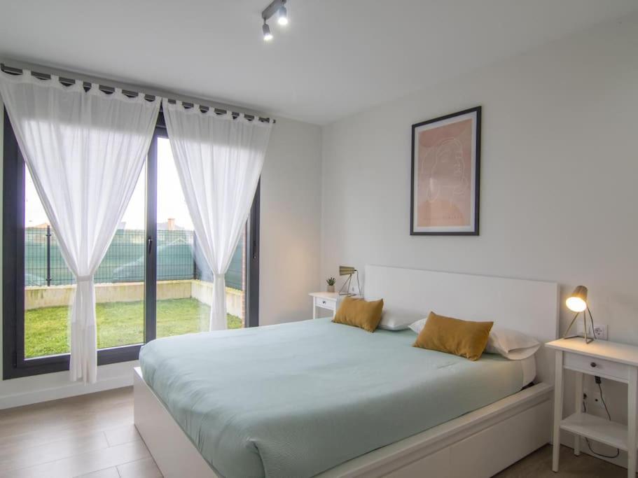 Apartamento Holidea Playa San Juan De La Canal 산타 크루스 데 베자나 외부 사진